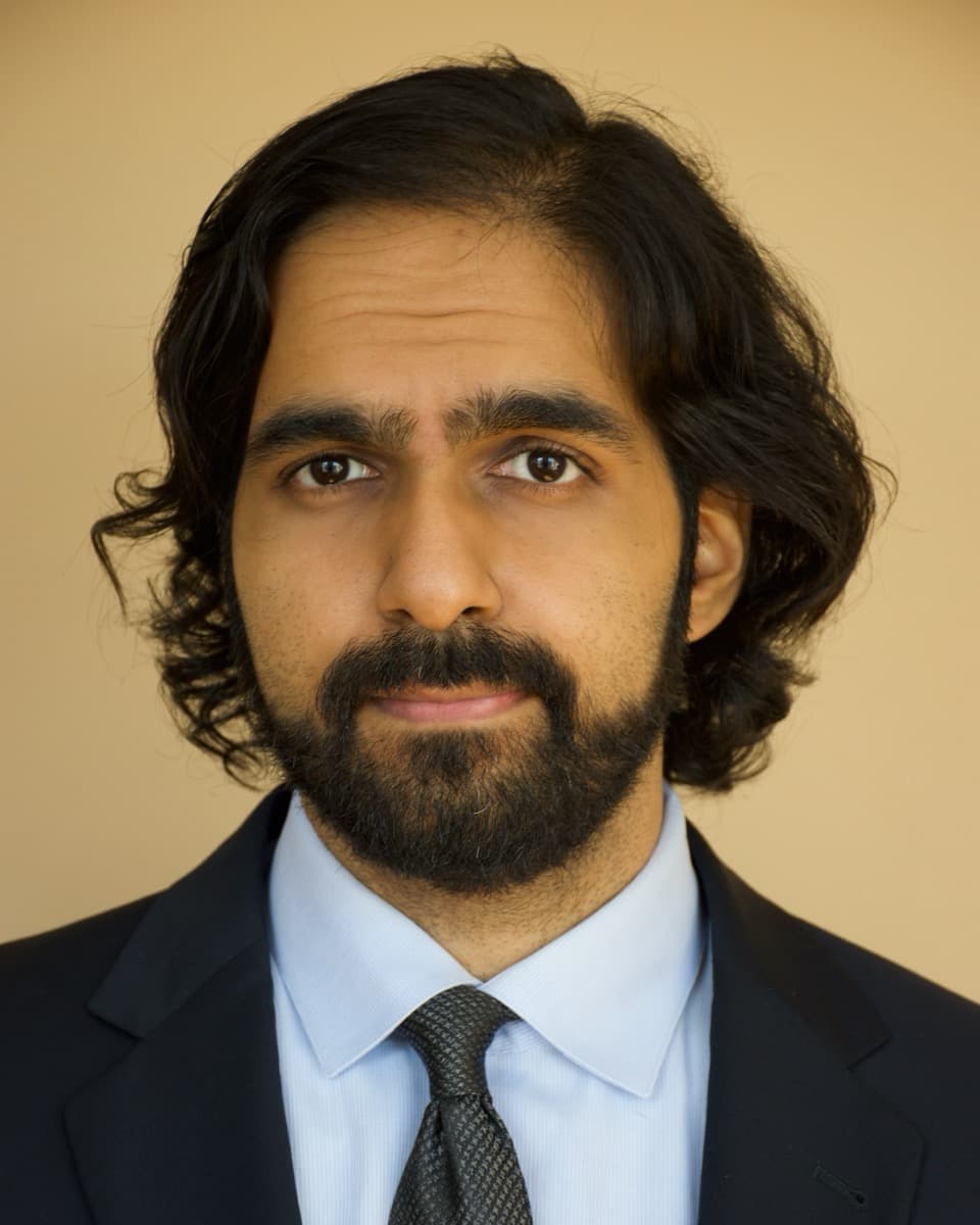 Ehsan Ali, mediator at Venn Mediation